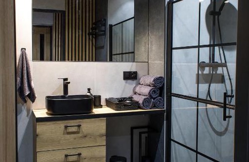Nysa Apartment | Apartament Black Loft