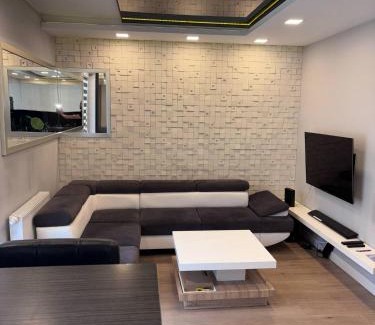 Tomaszow Mazowiecki Apartment | Apartament Browarna ! Parking 24h free, Netflix free Quick check-in