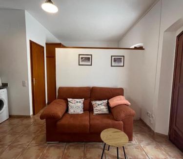 Besalu Apartment | APARTAMENT CAN MINGU 2on pis