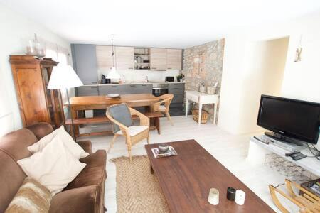 Alp Apartment | Apartament Central amb terrassa