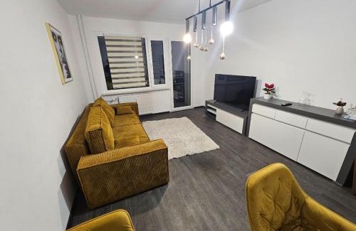 Dzierzoniow Apartment | Apartament Marcello Teczowe 8B 8