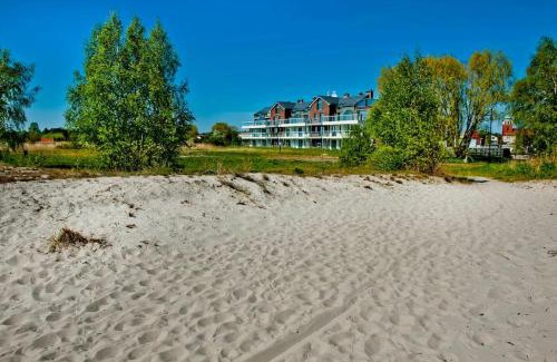 Jastarnia Apartment | Apartament nad zatoką z ogródkiem