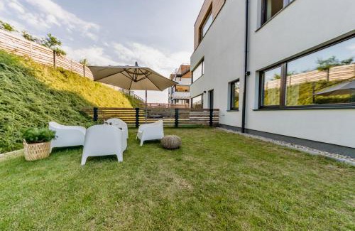 Mechelinki Apartment | Apartament nadmorski z ogródkiem