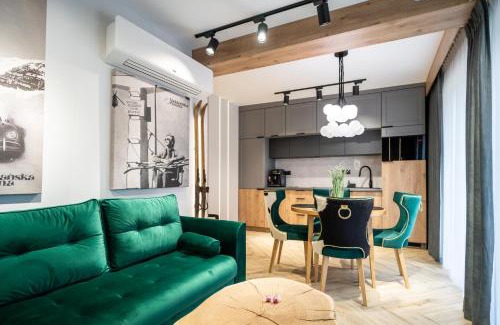 Koscielisko Apartment | Apartament Niebiańska Polana by Apart Concept Podhale
