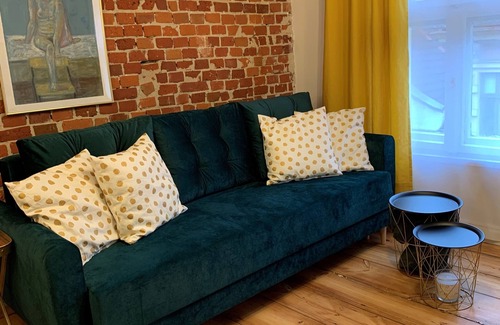 Stare Miasto Apartment | Apartament Złoty z darmowym parkingiem