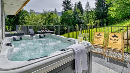 Bierutowice Apartment | Apartament z prywatnym Jacuzzi Orlik VIP Residence - blisko wyciągu i Wang by Royal Aparts