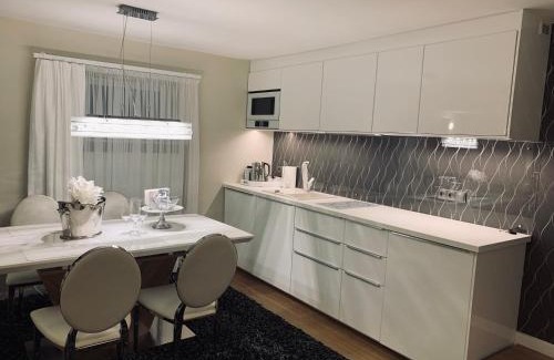 Sopot Apartment | Apartament z prywatnym, krytym basenem