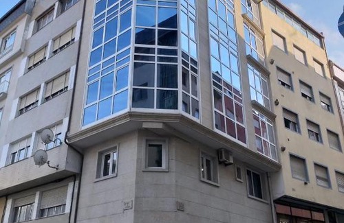 Dean Pequeno Apartment | Apartamento 4º planta centro Ribeira by Cristian&Tamara "alquileres"