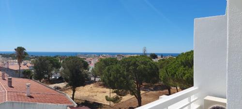 Montechoro Apartment | Apartamento 90m2 com vista mar - Albufeira