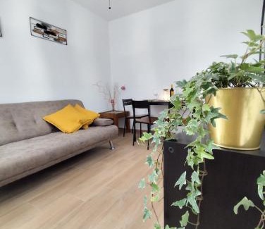 Ubrique Apartment | Apartamento Artesano Del Cuero SpaceWorking