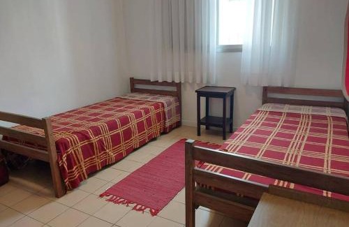 Vila Alzira Apartment | Apartamento bem localizado com estacionamento