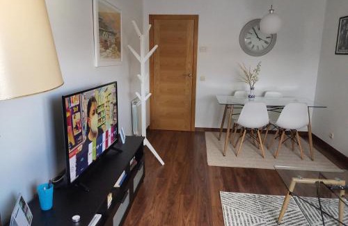 Pontevedra Apartment | Apartamento Cómodo y Céntrico