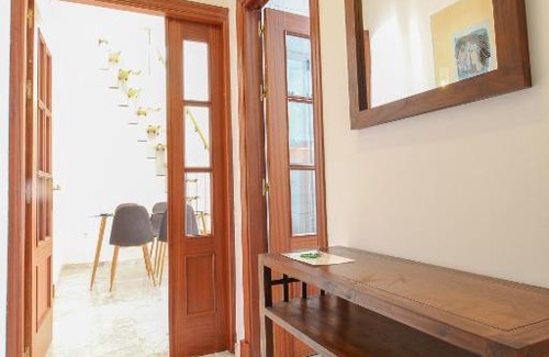 San Gil Apartment | Apartamento con Terraza Basilica Macarena
