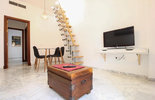 San Gil Apartment | Apartamento con Terraza Basilica Macarena
