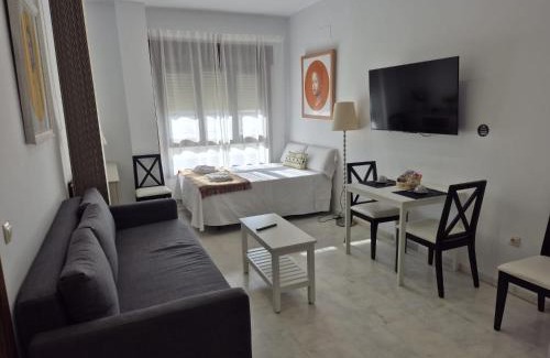 Bormujos Apartment | Apartamento Deluxe 1 Room Piscina Parking LuxSevilla Bormujos