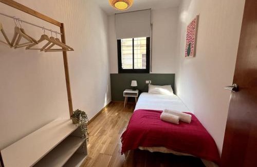 Terrassa Apartment | Apartamento entero con patio en Terrassa, Barcelona