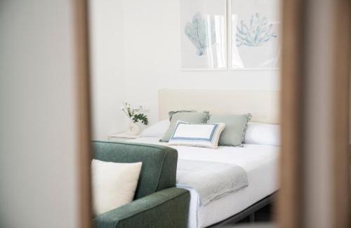 Rincon de la Victoria Apartment | Apartamentos Marina Playa en 1º línea junto al mar