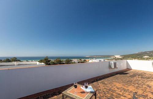 Bolonia Apartment | APARTAMENTO LUZ A