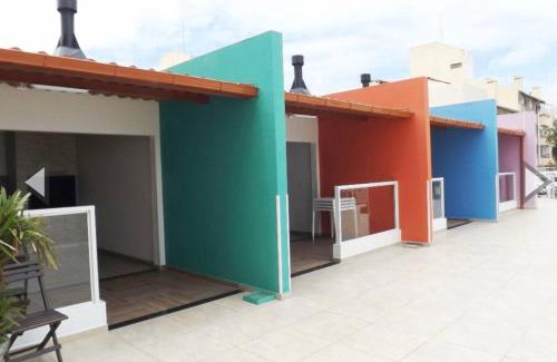 Ingleses Norte Apartment | Apartamento Maravilhoso, completo,1 quarto com cama queen e sofa retratil, bi cama embutida, colchao extra, vista pro mar, dormem 5, pé na areia, jacuzzi, piscina wifi,Self Checkin, automatizado