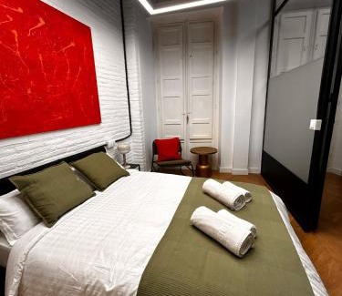 Central District Apartment | Apartamento pleno Centro Granada