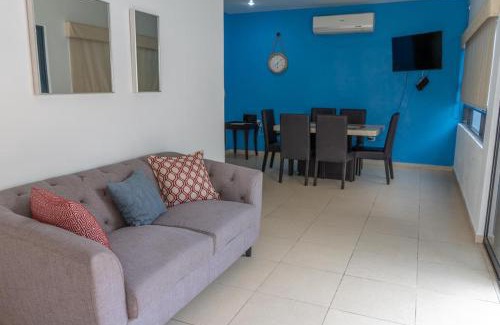 Zona Dorada Apartment | Apartamentos Torre II Condominios - Pet Friendly