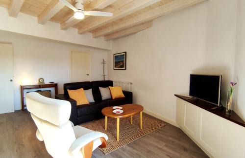 Batea Apartment | Apartaments rurals CAL PARRO, Batea (Terra Alta)