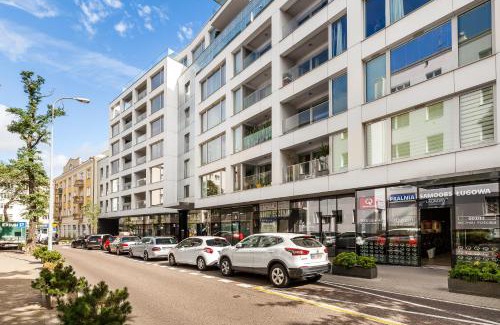 Srodmiescie Apartment | Apartamenty Black&White - Silver House