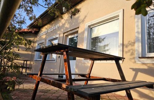 gmina Trzcinica Apartment | Apartamenty Różane