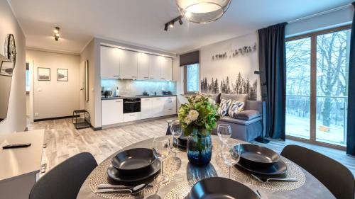 Szklarska Poreba Apartment | Apartamenty ROYAL APARTS Widok 800 - z panoramą gór