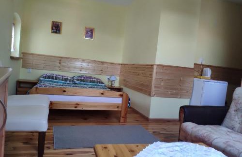 Mragowo House | Apartamenty wakacyjne nad jeziorem Juksty