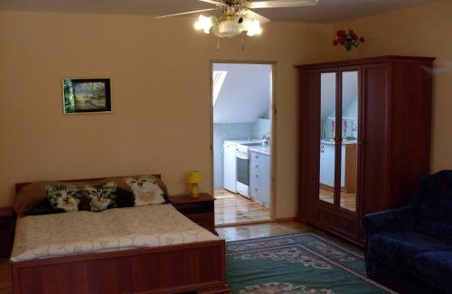 Mragowo House | Apartamenty wakacyjne nad jeziorem Juksty