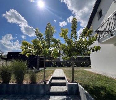 Zakliczyn Apartment | Apartamenty Zakliczyńska Przystań