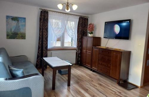 Cieplice Apartment | APARTHOTEL Apartamenty KORONA noclegi przy Termach Cieplickich 10proc rabatu do TERM Jelenia Góra Cieplice SELF CHECK IN
