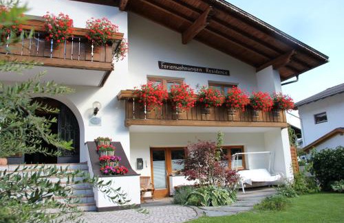 Burgusio Apartment | Aparthotel Garni Haus Hubertus