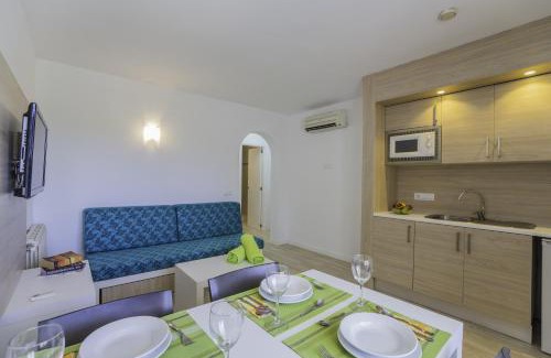 Ses Rotes Velles Apartment | Aparthotel Holiday Center