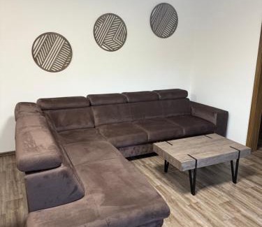 Humpolec Apartment | Apartmán Leona