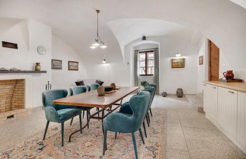 Trebon Hotel | Apartmány Šupina