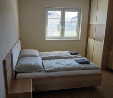 Prosiek House | Apartmány ALTI
