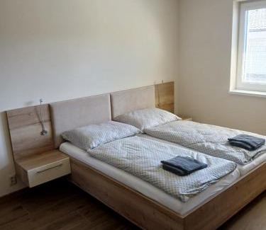 Prosiek House | Apartmány ALTI