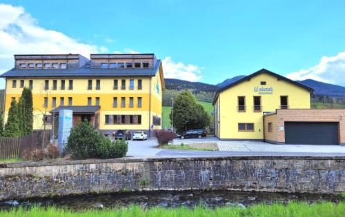 Lipova-Lazne Apartment | Apartmány U stezek