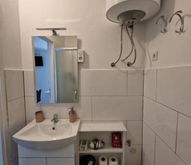 Petrovija Apartment | Apartma Olivin