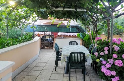 Stinjan Apartment | Apartman 100m2, full opremljen, privatni parking.