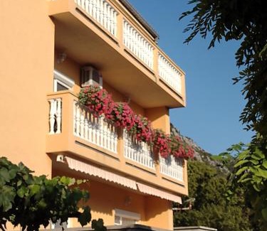 Bribir Apartment | Apartman "Anna"