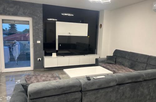 Skatari Apartment | Apartman TINI 1