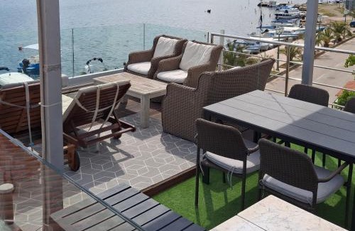 Municipality of Posedarje Apartment | Apartmani More Luxury apartment with whirpool and terace 50 m2