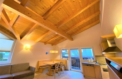Hollersbach im Pinzgau House | Apartment in Hollersbach with terrace