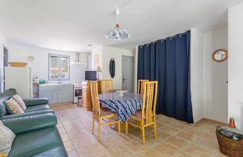 Caudies-de-Fenouilledes Apartment | Apartment 'Gîte-eau-soleil' with Balcony and Wi-Fi