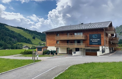 La Chapelle-d'Abondance Apartment | Apartment in La Chapelle near Crêt-Béni Lift