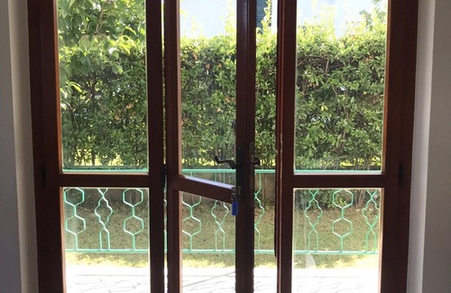 Querceta House | Apartment Michelangelo - Quiet mini villa close to Tuscany seaside