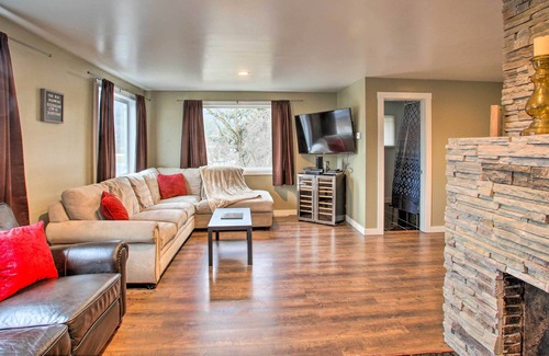 Kellogg Apartment | Apartment < 1 Mi to Silver Mountain: Walk to Town